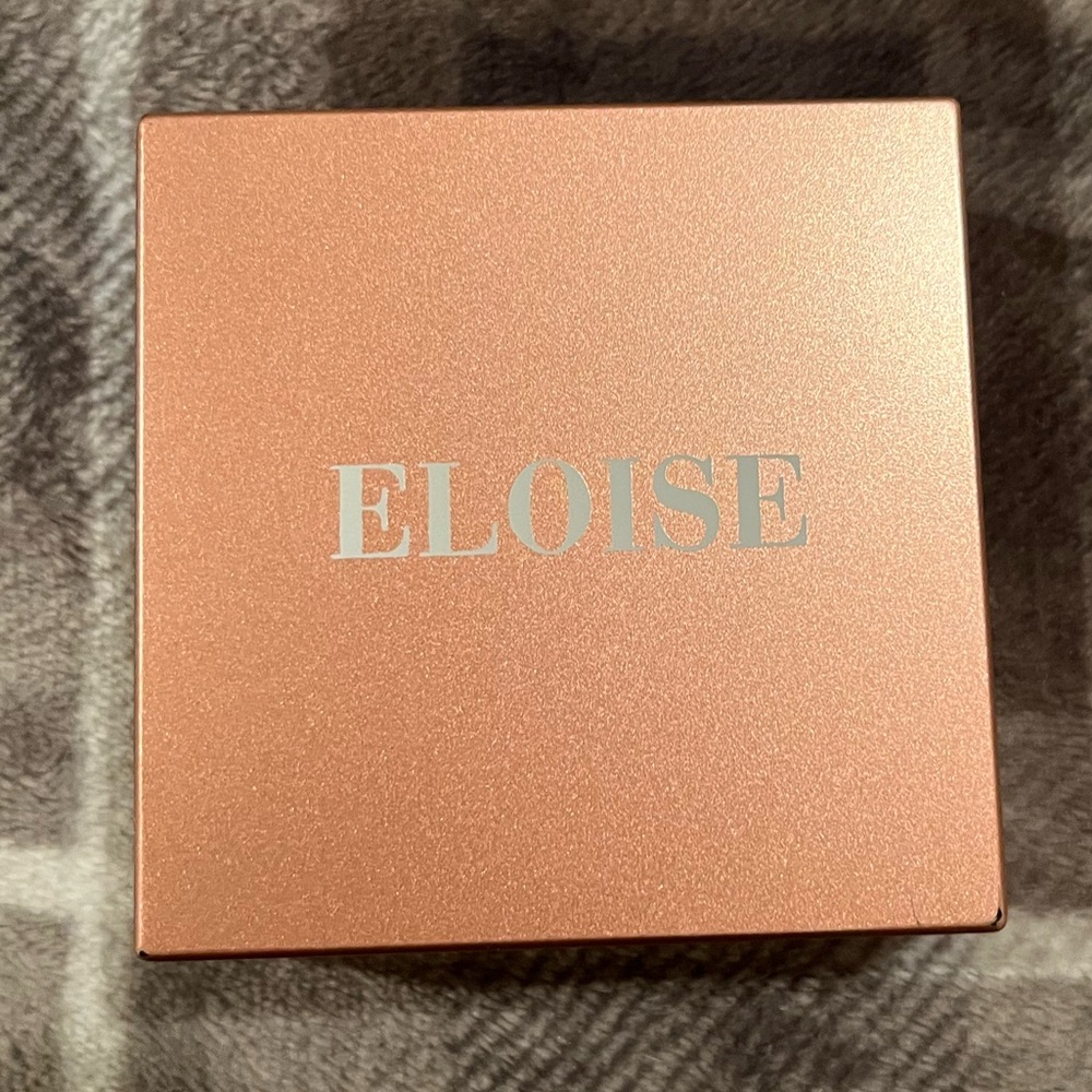 Eloise - Flawless Loose Setting Powder (Deep Caramel) - Picture 5 of 8